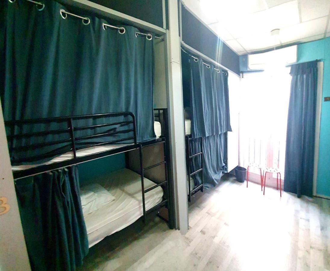 Gran Via Hostal